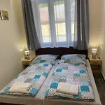Lejlighed Kovacs Apartmanhaz Kiskunhalas