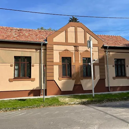 Kovacs Apartmanhaz Apartament *