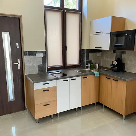 아파트 Kovacs Apartmanhaz