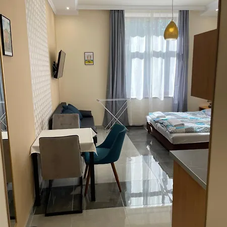 Kovacs Apartmanhaz 아파트 *