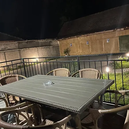 Kovacs Apartmanhaz *