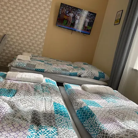 아파트 Kovacs Apartmanhaz 키슈쿤헐러시